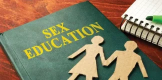 ශ්රී ලංකාවේ පුළුල් ලිංගික අධ්යාපනය(CSE) සහ ලිංගික දිශානතිය සහ ස්ත්රී පුරුෂ භාවය පිළිබඳ අන්තර්ගතය(SOGI) අධ්යාපනයේ නිහඬ නැගීම තුළ ගෝලීය න්යාය පත්රය හෝ නියාමනය නොකළ ප්රතිසංස්කරණ අඩංගුද?